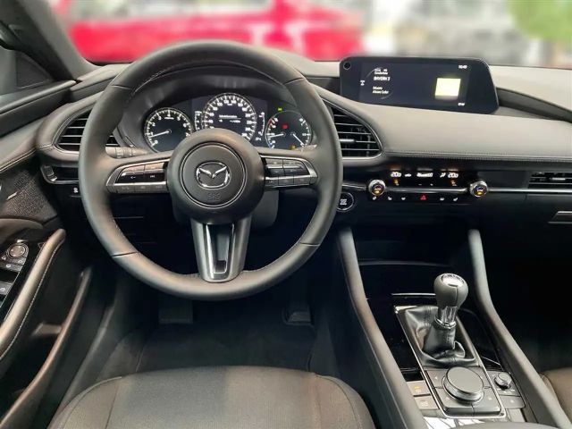 Mazda 3 Exclusive-line