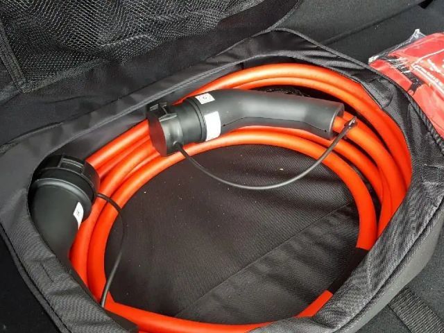 Peugeot E-208 GT-Line