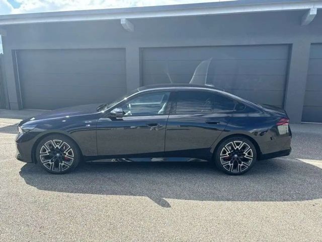 BMW i5 M-Sport Sedan xDrive