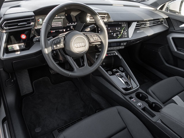 Audi A3 30 TFSI S-Tronic Sedan