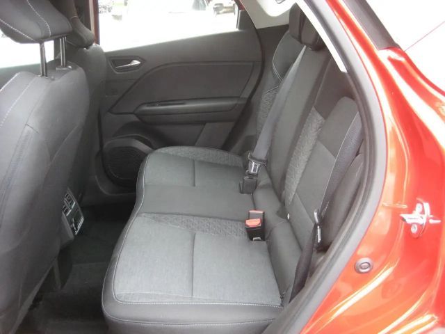 Renault Captur EDC Evolution TCe 140