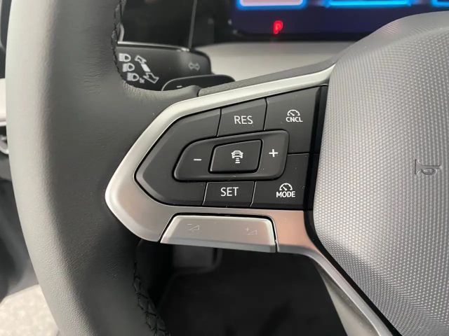 Volkswagen Golf Business DSG Variant