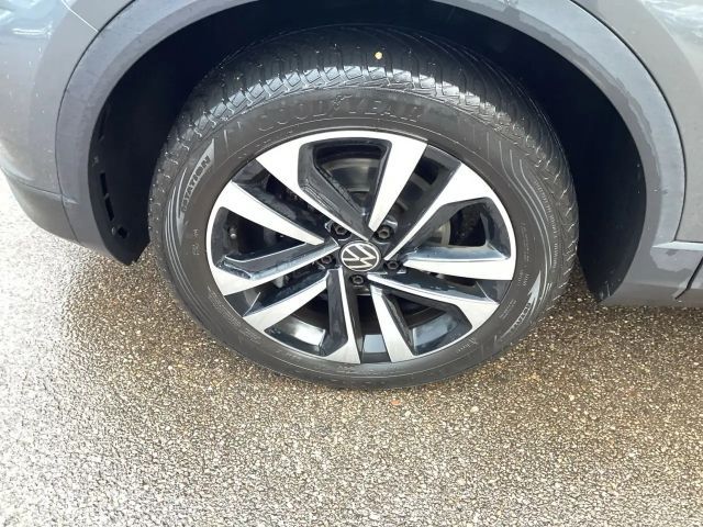 Volkswagen T-Roc 1.5TSI United Navi Pano