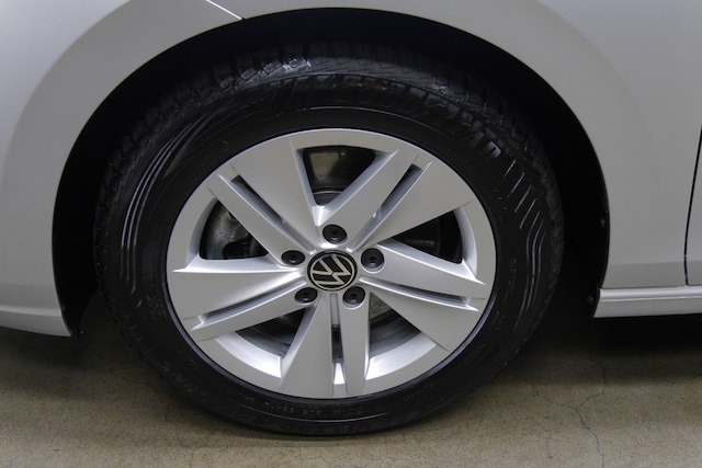 Volkswagen Golf 2.0 TDI DSG Life Variant