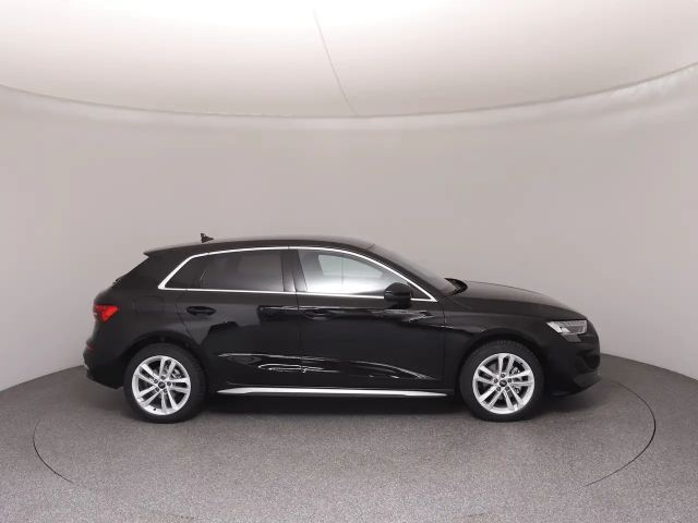 Audi A3 30 TFSI Sedan