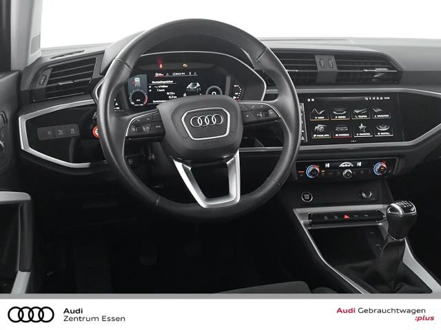 Audi Q3 35 TFSI S-Line