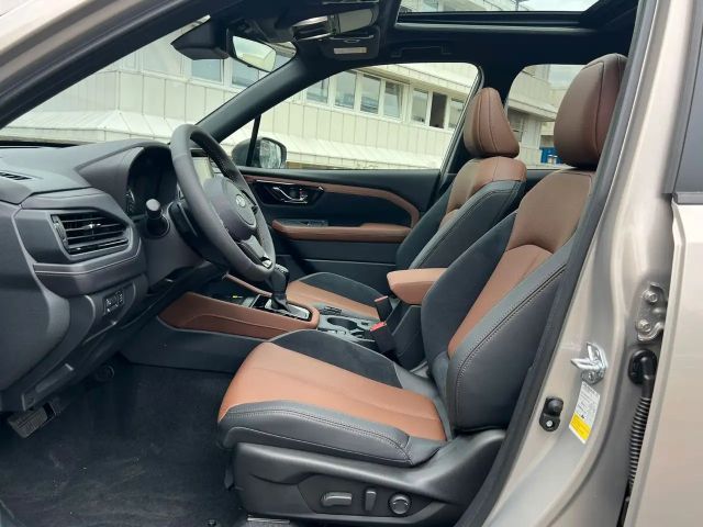 Subaru Forester 2.0 Platinum MJ 25