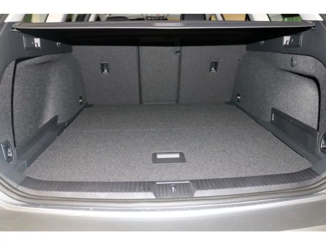 Volkswagen Passat Business DSG