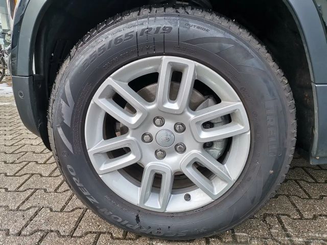 Land Rover Defender 110 AWD D200 S