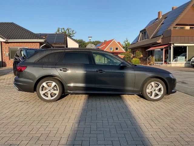 Audi A4 40 TDI Avant S-Tronic