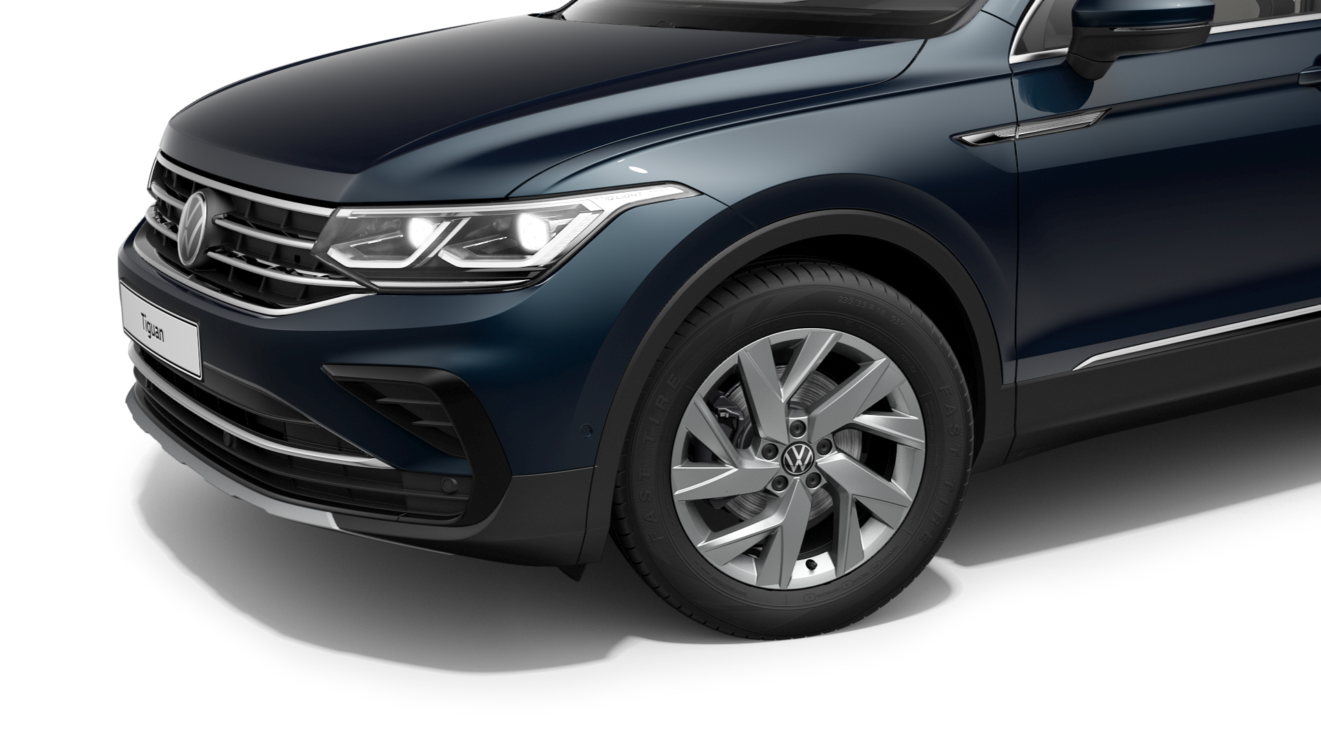 Volkswagen Tiguan DSG Navi LED Matrix ACC Climatronic Sitzhzg.