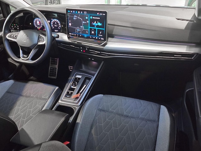 Volkswagen Golf 1.5 eTSI DSG