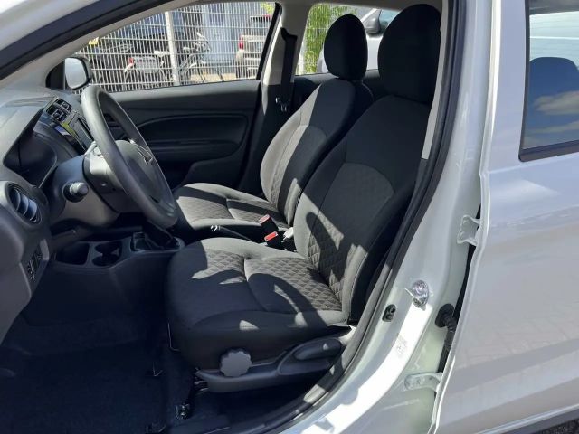 Mitsubishi Space Star Star