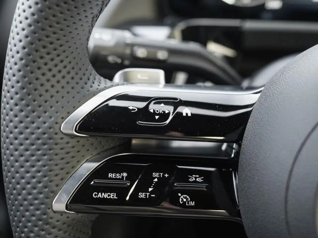 Mercedes-Benz GLA 200 AMG Line