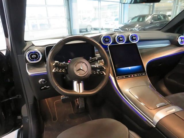 Mercedes-Benz GLC 300 AMG Line GLC 300 d