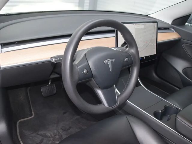 Tesla Model 3 RWD Standard Range