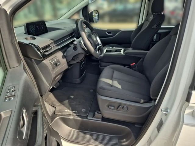 Hyundai Staria Trend