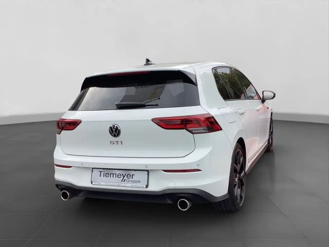 Volkswagen Golf GTI Style