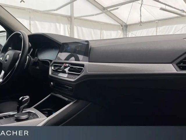 BMW 330 330d Advantage pakket Touring xDrive