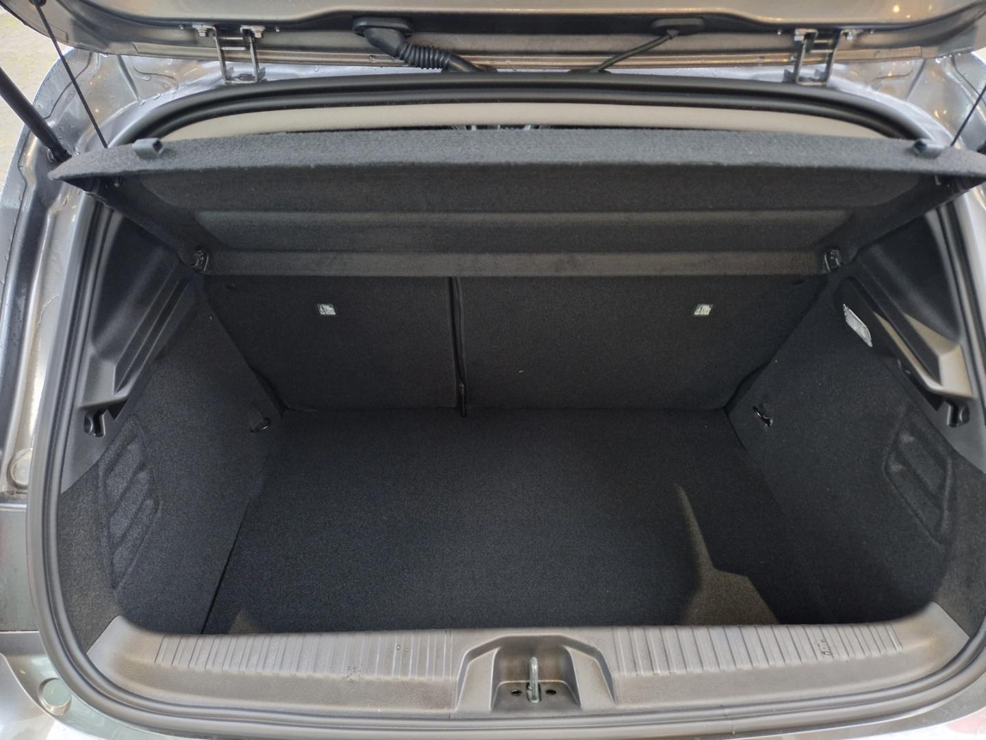 Mitsubishi Colt 1.6 Hybrid