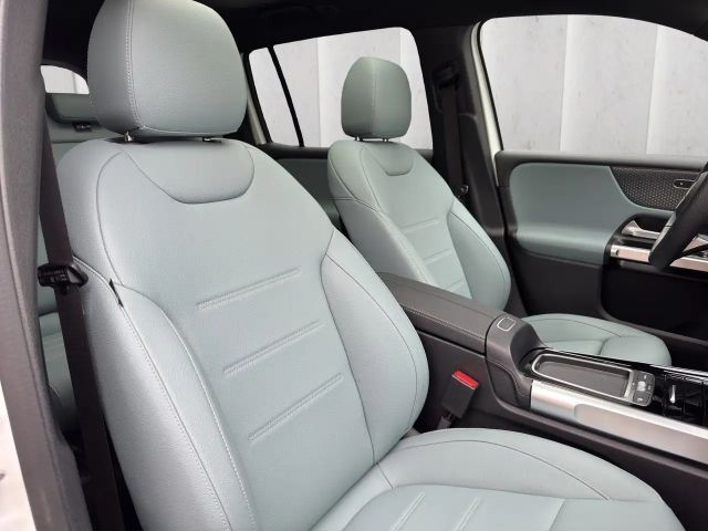 Mercedes-Benz EQB 350 4MATIC AMG Line