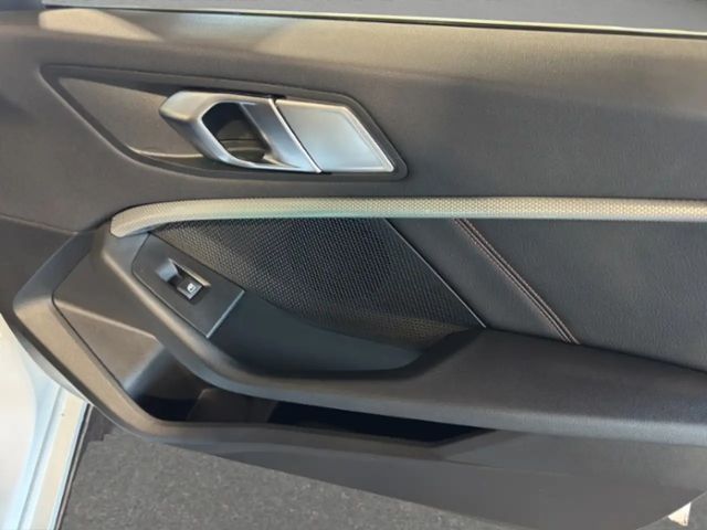 BMW 120 120d Sedan Sport Line