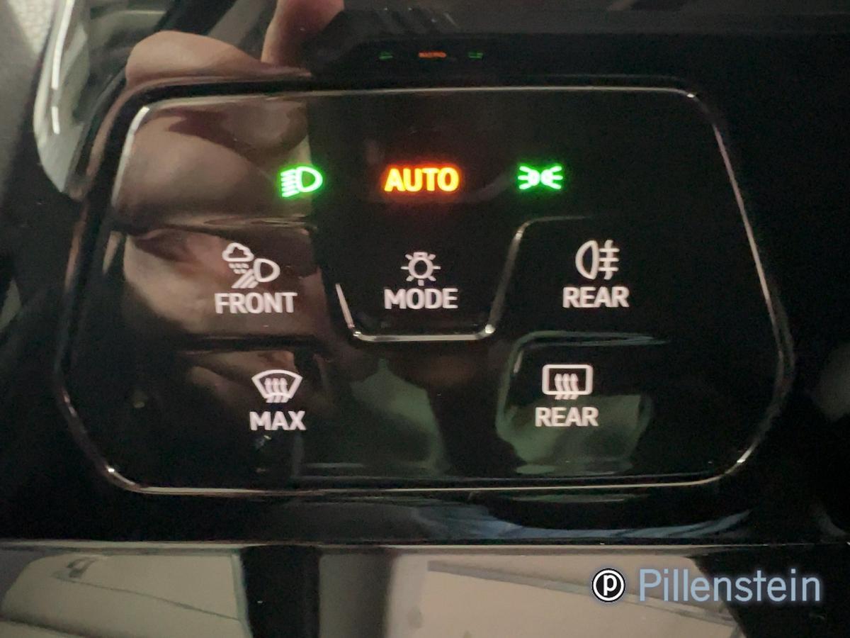 Volkswagen Golf DSG Style