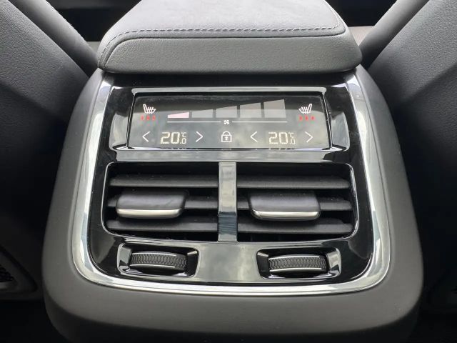 Volvo V60 Cross Country AWD Bright Ultimate