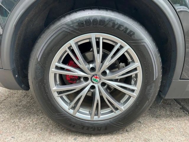 Alfa Romeo Stelvio Q4 Super