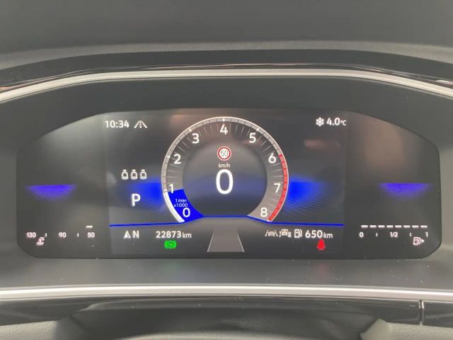 Volkswagen T-Roc 1.5 TSI DSG R-Line