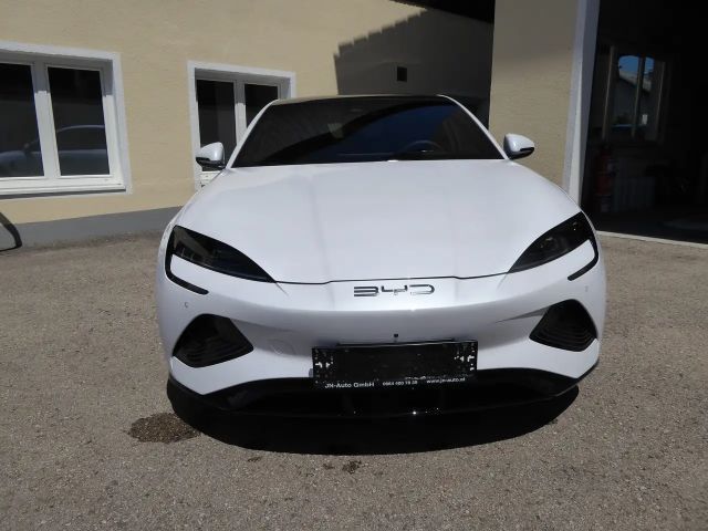 BYD Seal Executive Vierwielaandrijving