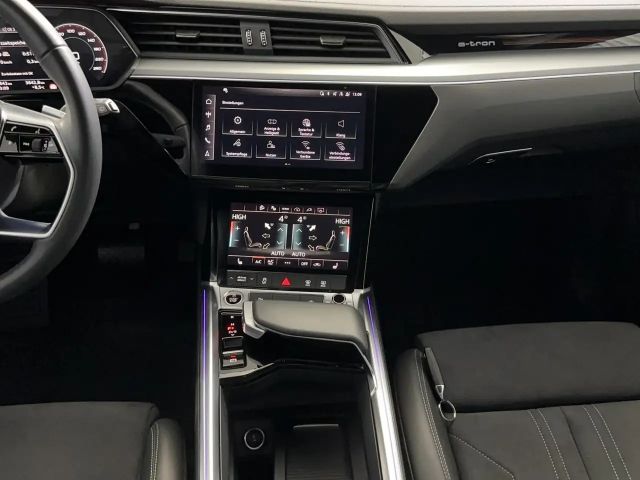 Audi Q8 e-tron 55 Business Quattro