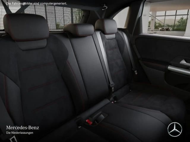 Mercedes-Benz B 200 AMG Line Sedan