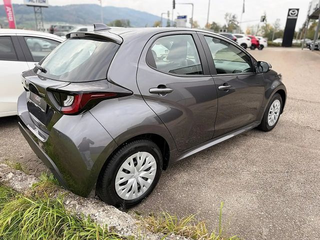 Mazda 2 Prime-line