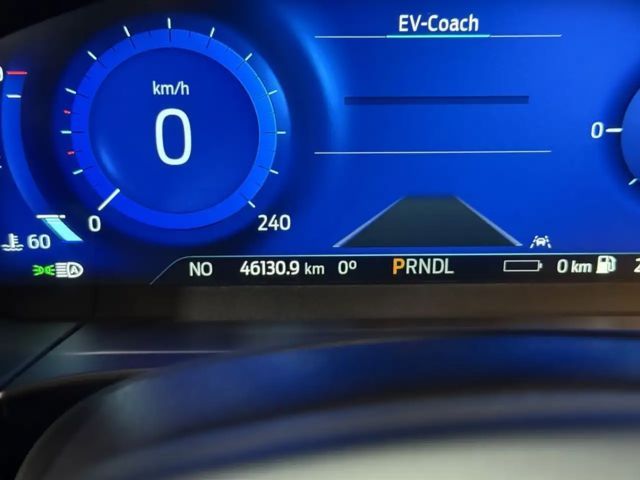 Ford Kuga Plug in Hybrid ST Line X