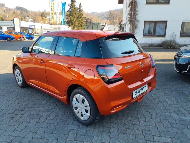 Suzuki Swift 4x2 Club Hybrid