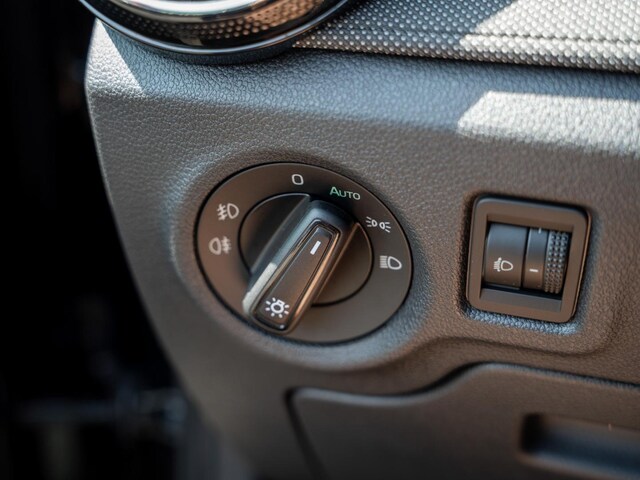 Skoda Fabia 1.0 MPI 5-GANG SpurH SoundSys