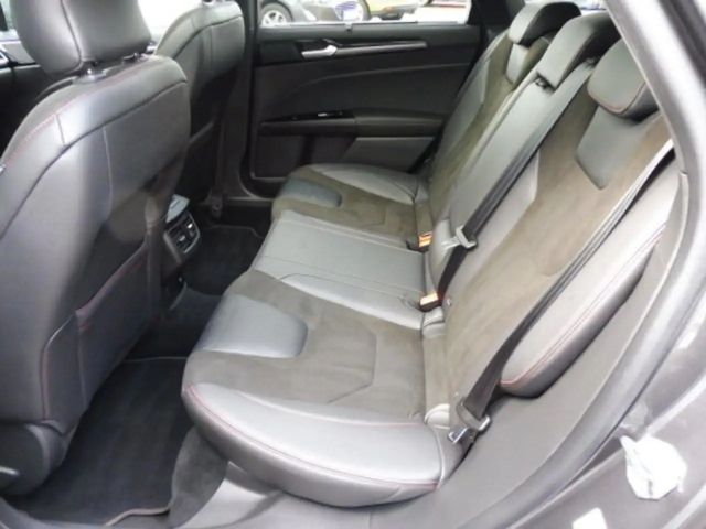 Ford Mondeo ST Line Wagon