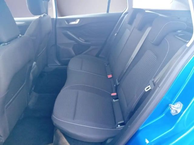 Ford Focus Titanium Wagon