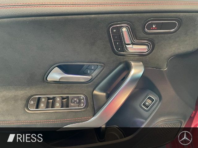 Mercedes-Benz CLA 200 AMG Line Shooting Brake