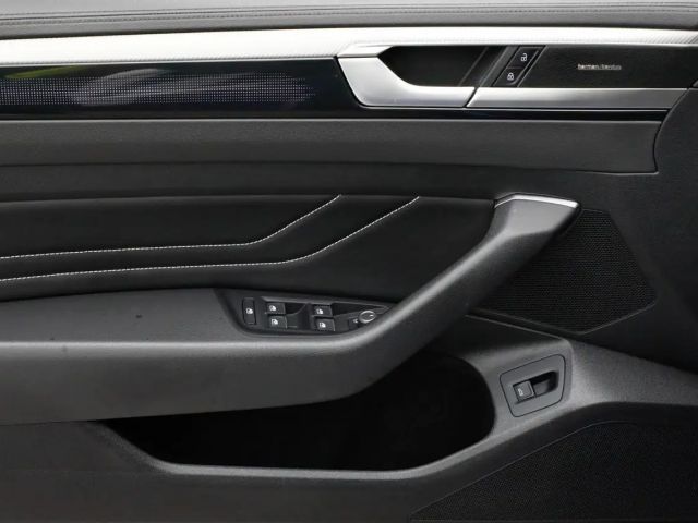 Volkswagen Arteon 2.0 TSI DSG R-Line