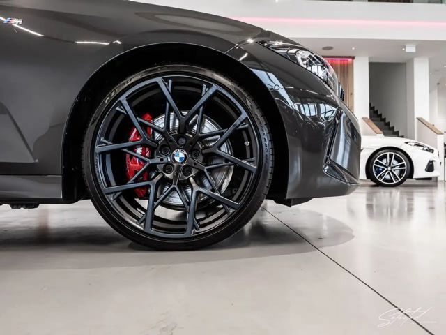 BMW 330 330i M-Sport Sedan xDrive