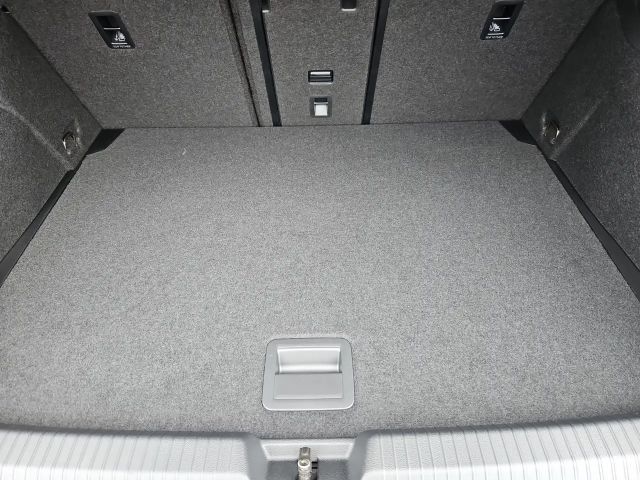 Volkswagen Golf 1.5 TSI Golf VIII Life