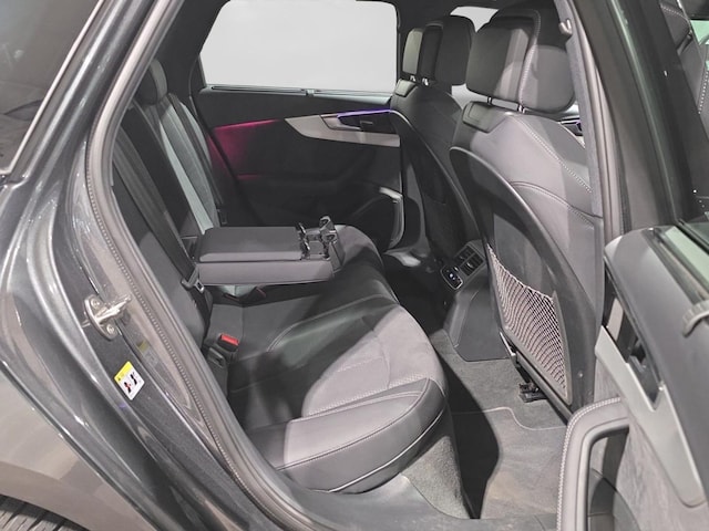 Audi A4 40 TFSI Avant Quattro S-Line S-Tronic