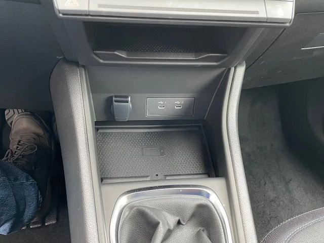 Mitsubishi ASX Invite