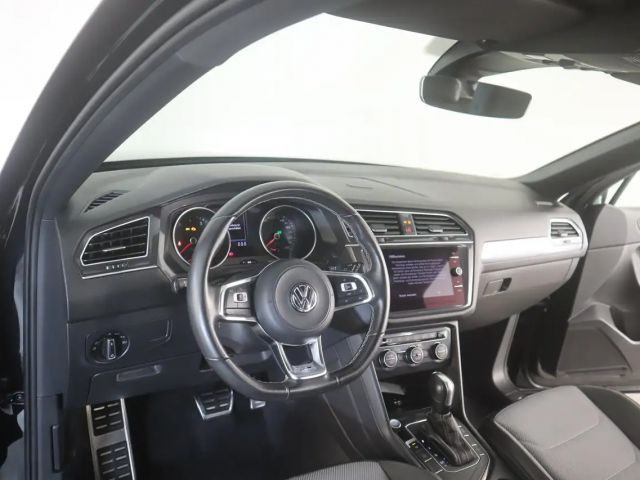 Volkswagen Tiguan Allspace DSG R-Line