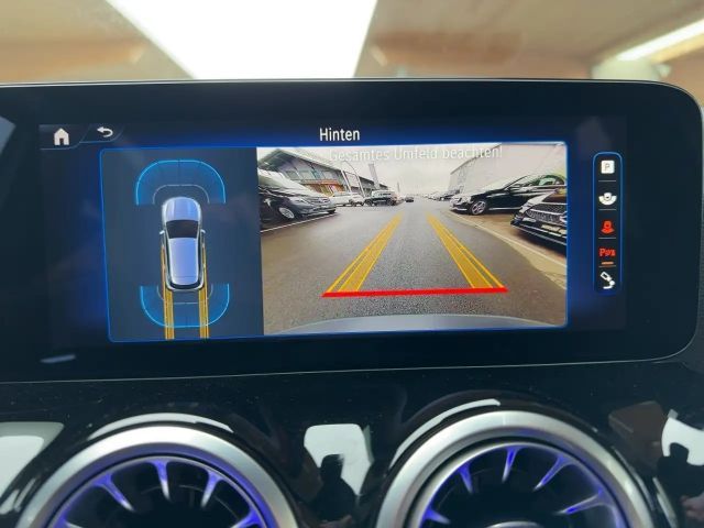 Mercedes-Benz EQA 300 4MATIC AMG Line