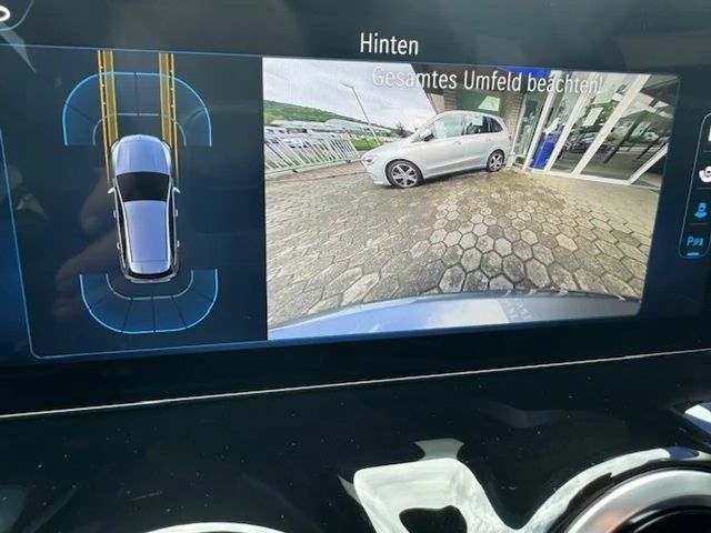 Mercedes-Benz B 200 Progressive Sedan