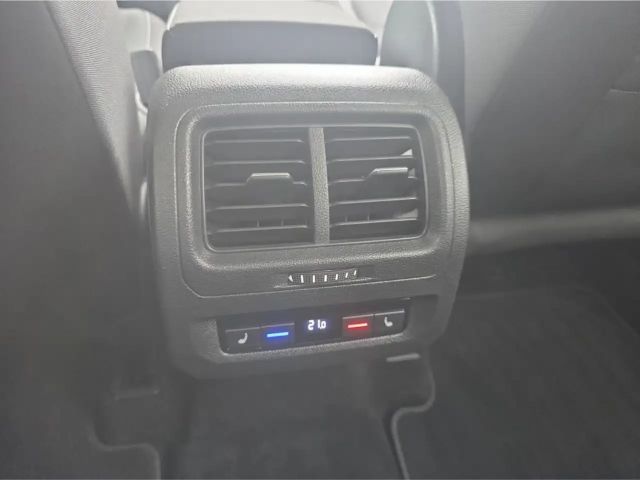 Volkswagen Touran 1.5 TSI