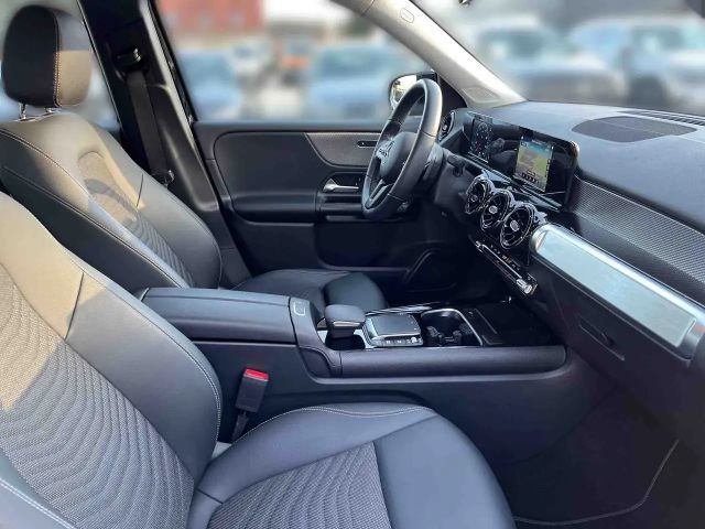 Mercedes-Benz GLB 200 4MATIC GLB 200 d